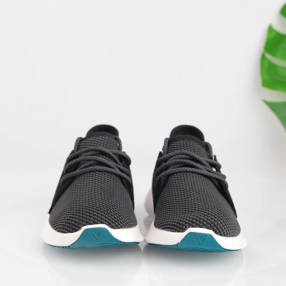 Vessi Shoes Womens Everyday Classic Sneaker Size 6 Waterproof Black Knit Comfort